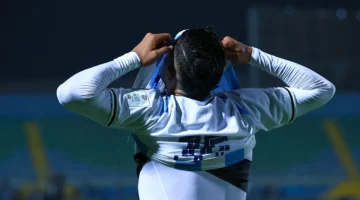 القنوات الناقلة لمباراة بيراميدز ونهضة بركان في كأس السوبر الأفريقي 2025 وتفاصيل المشاهدة عبر الإنترنت